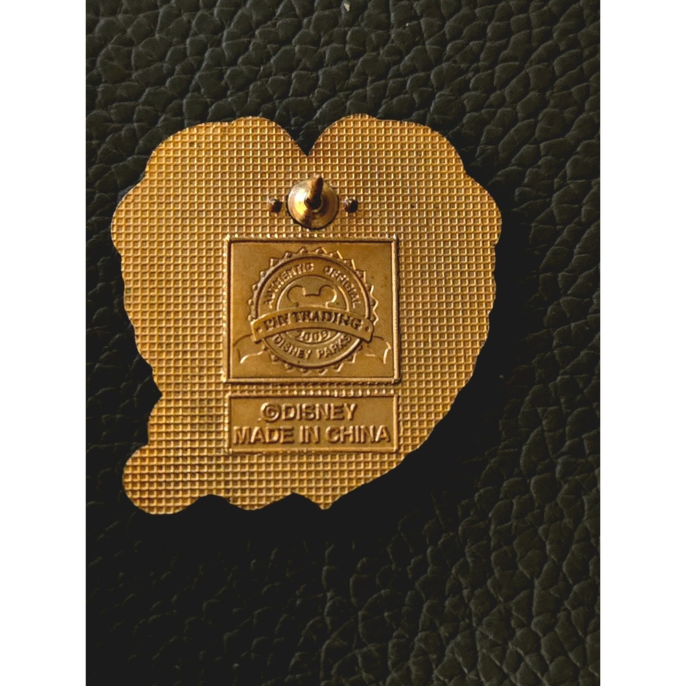 Authentic Official‎ Pin Trading 2009 Disney Parks: Cinderella - Picture 2 of 3